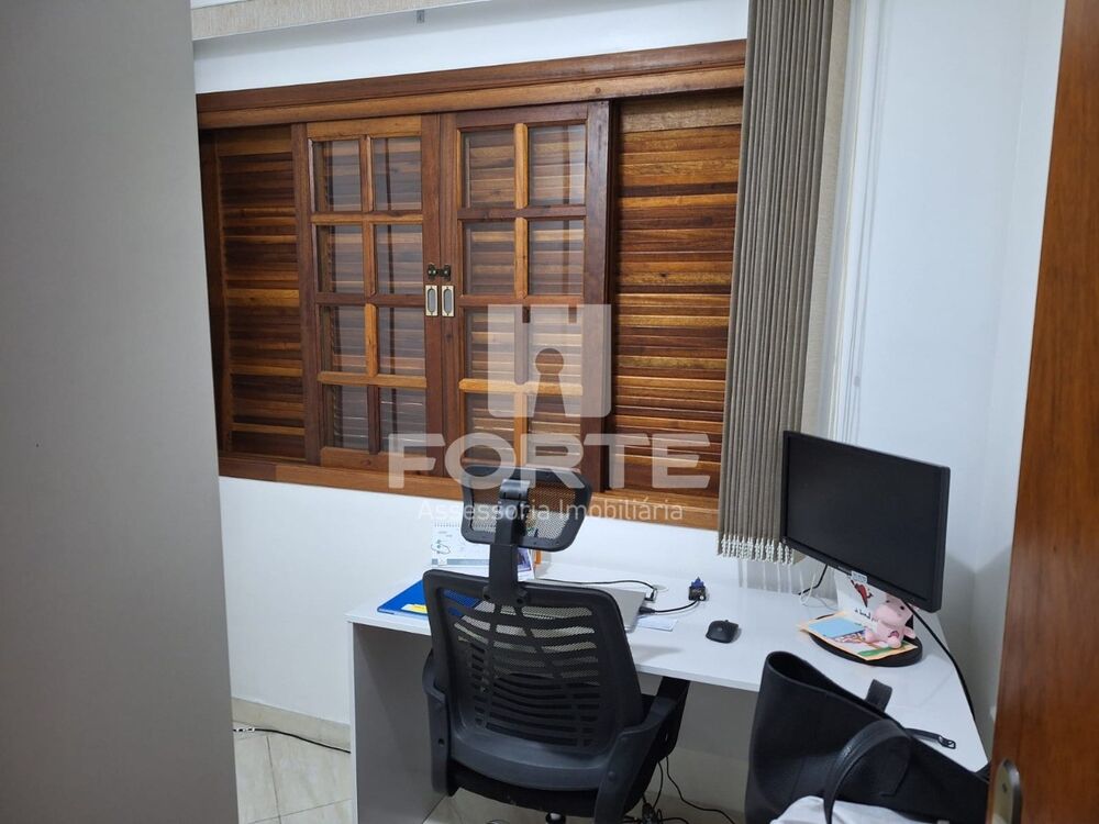 Casa, 3 quartos, 163 m² - Foto 4