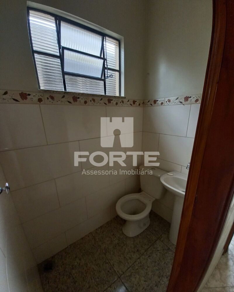 Casa, 3 quartos, 300 m² - Foto 1