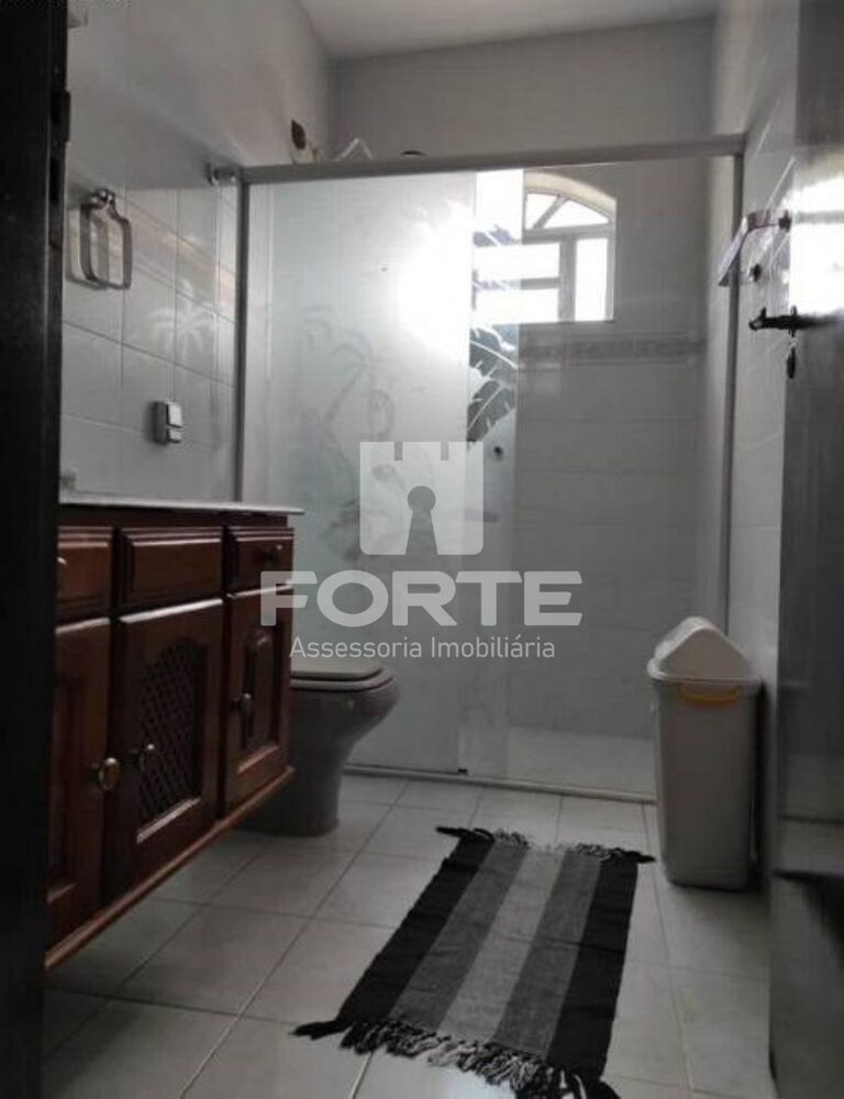 Casa à venda com 3 quartos, 194m² - Foto 13