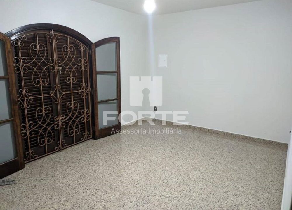 Casa à venda com 3 quartos, 194m² - Foto 12