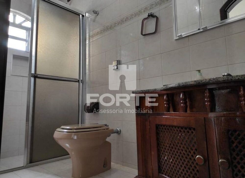 Casa à venda com 3 quartos, 194m² - Foto 9