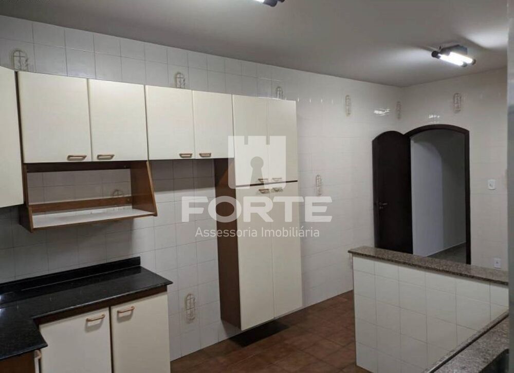 Casa à venda com 3 quartos, 194m² - Foto 5