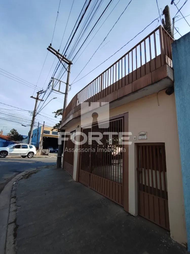 Casa, 3 quartos, 200 m² - Foto 1