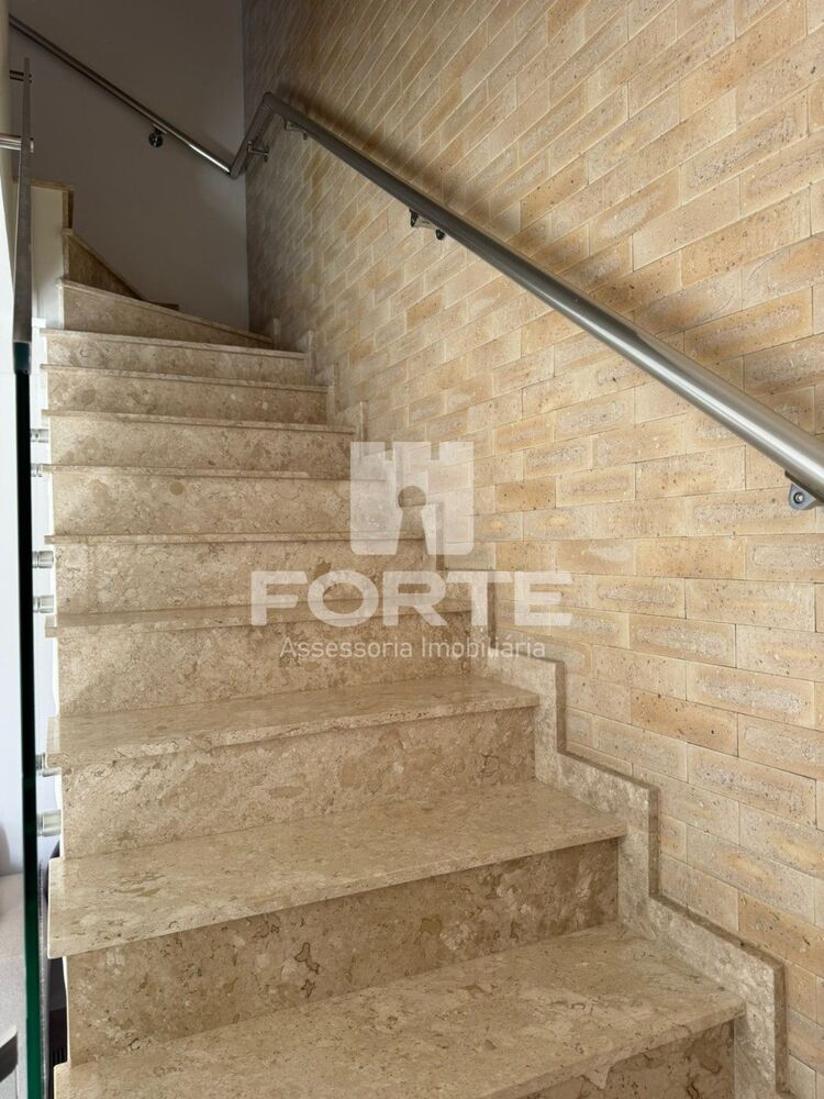 Casa, 3 quartos, 176 m² - Foto 4