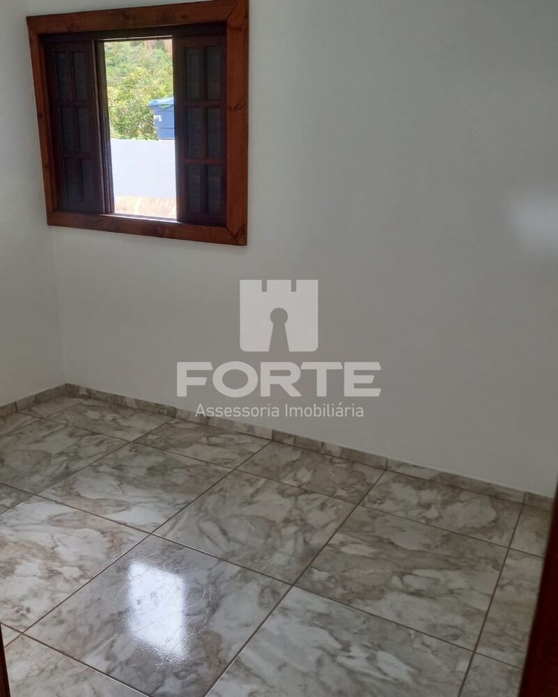 Chácara à venda com 3 quartos, 800m² - Foto 8