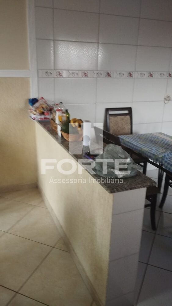 Casa, 4 quartos, 170 m² - Foto 1