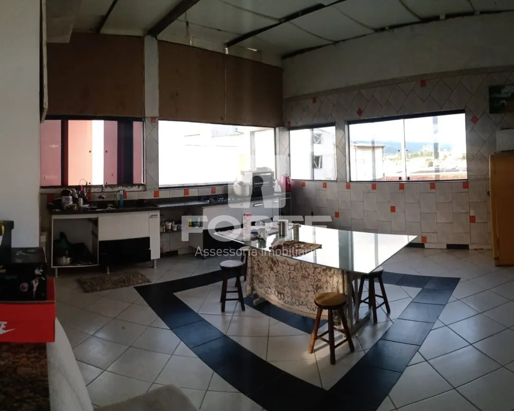 Casa, 3 quartos, 140 m² - Foto 2