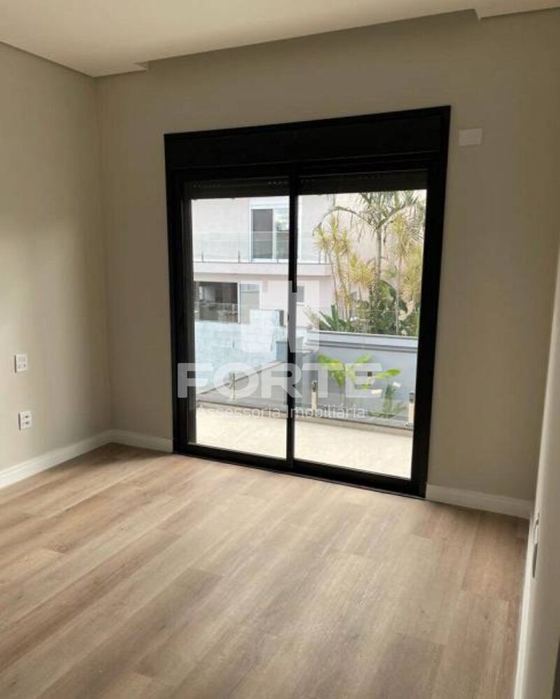 Casa, 4 quartos, 266 m² - Foto 35