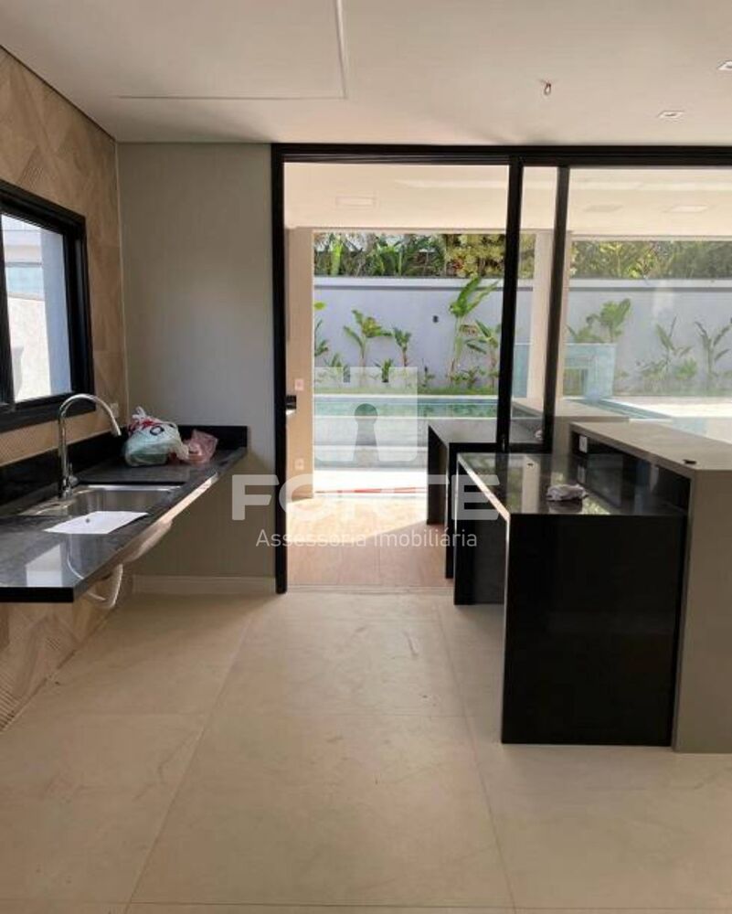 Casa, 4 quartos, 266 m² - Foto 4