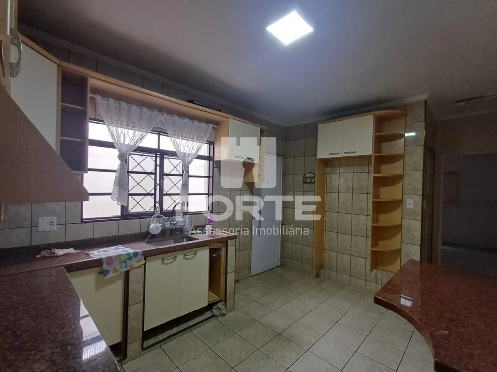 Casa, 2 quartos, 140 m² - Foto 2