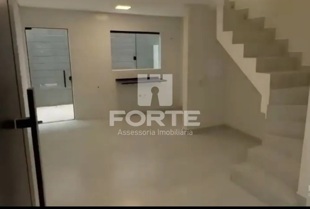 Casa, 2 quartos, 67 m² - Foto 1