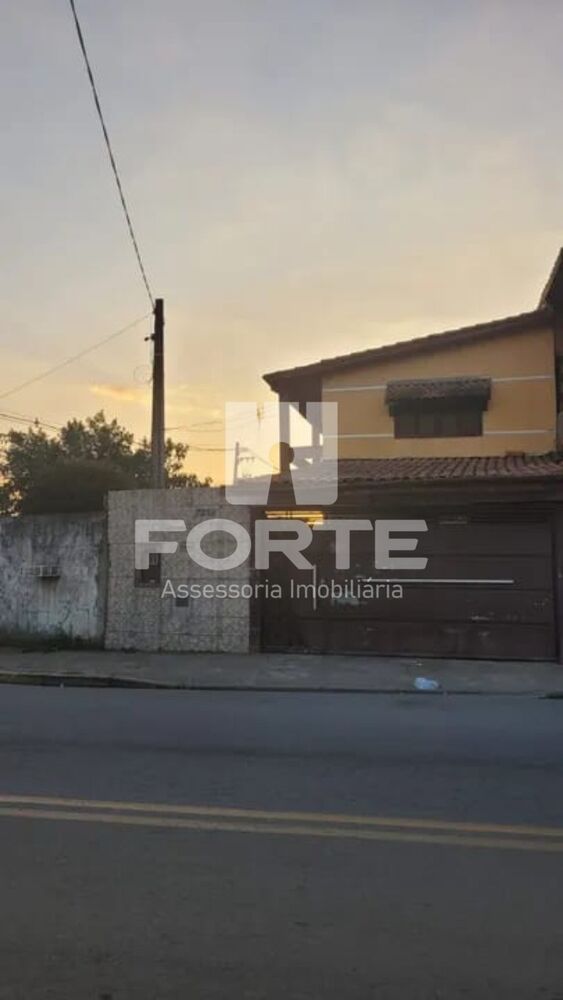 Casa, 4 quartos, 230 m² - Foto 12