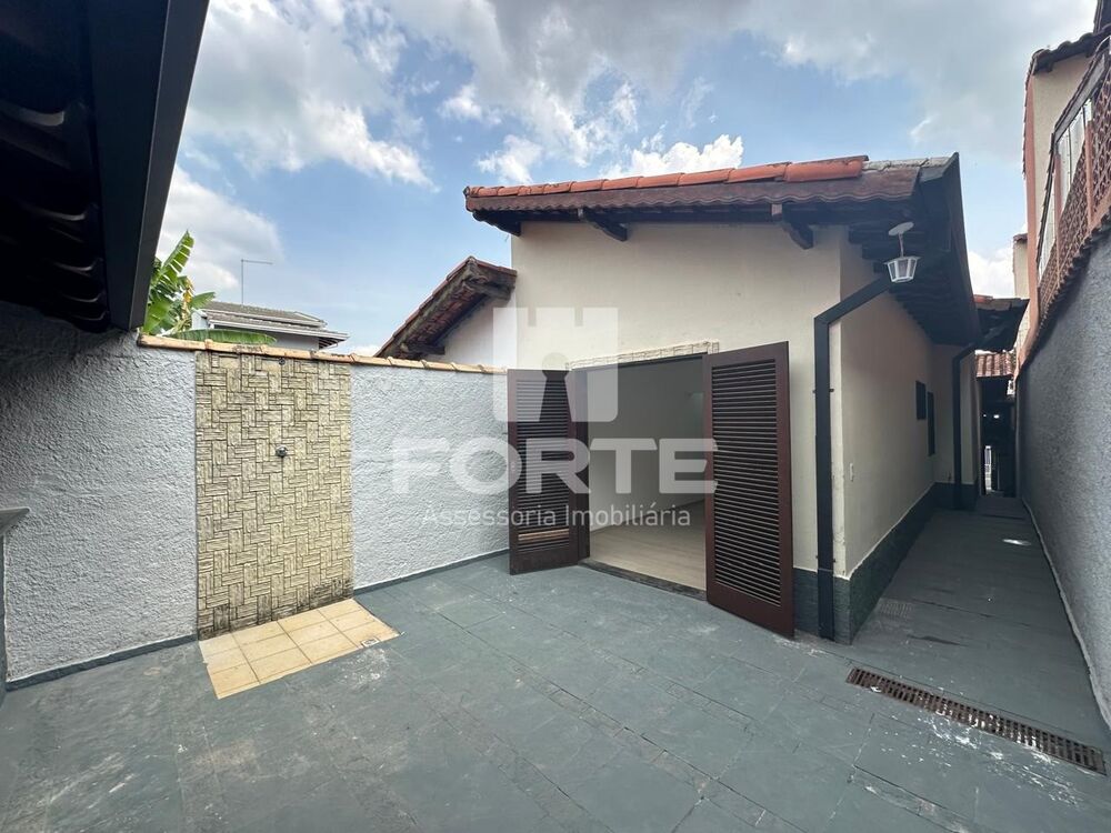 Casa, 3 quartos, 175 m² - Foto 2