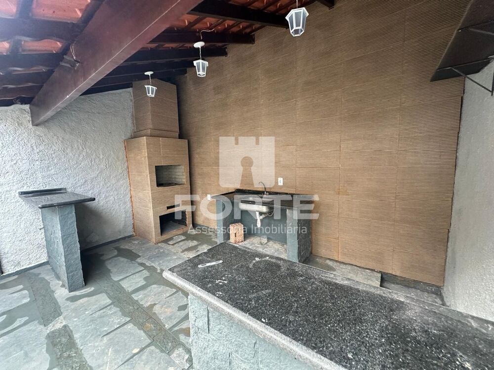 Casa, 3 quartos, 175 m² - Foto 1