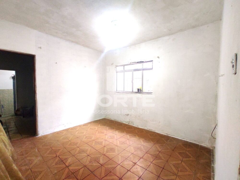 Casa, 5 quartos, 250 m² - Foto 4
