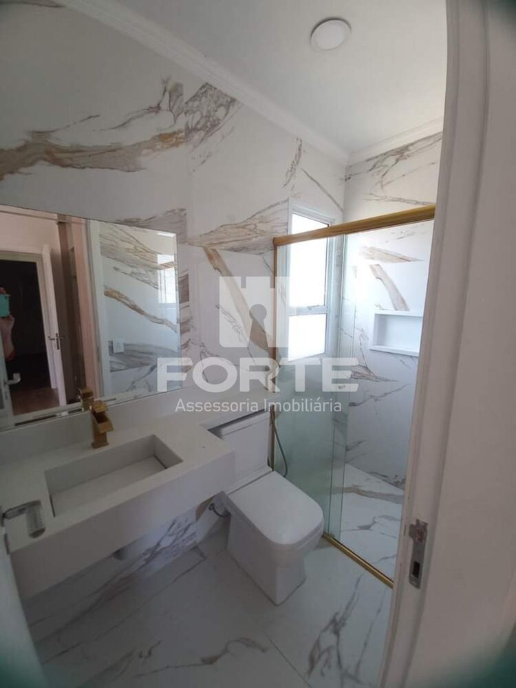 Casa, 3 quartos, 252 m² - Foto 2