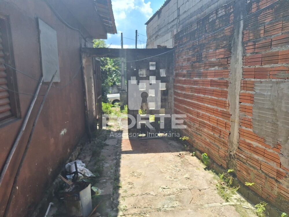 Casa, 2 quartos, 194 m² - Foto 1