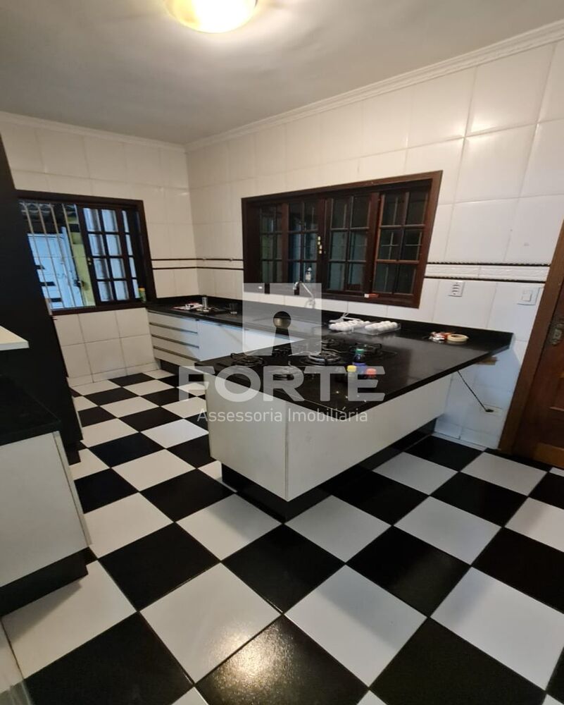 Casa, 2 quartos, 150 m² - Foto 1