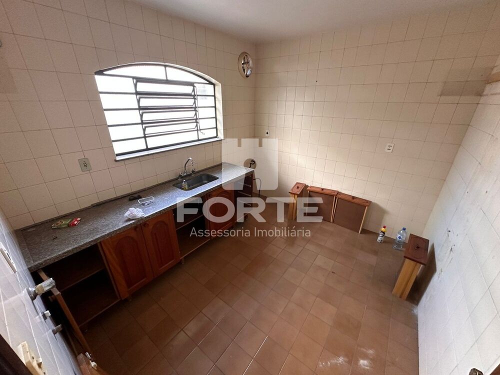 Casa, 3 quartos, 259 m² - Foto 3