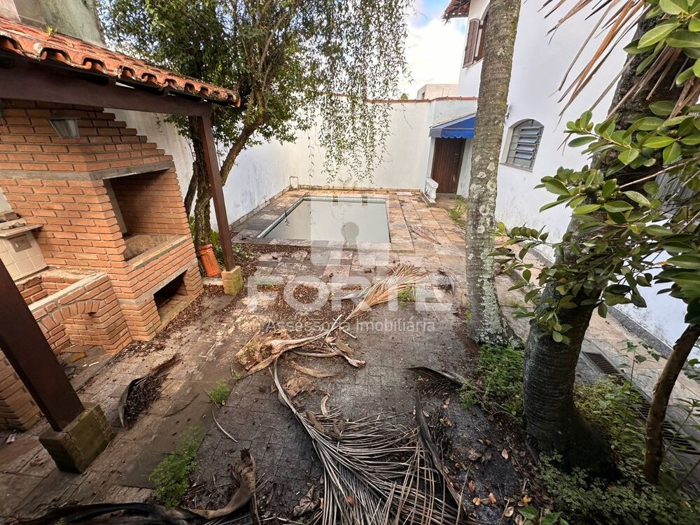 Casa, 3 quartos, 259 m² - Foto 8