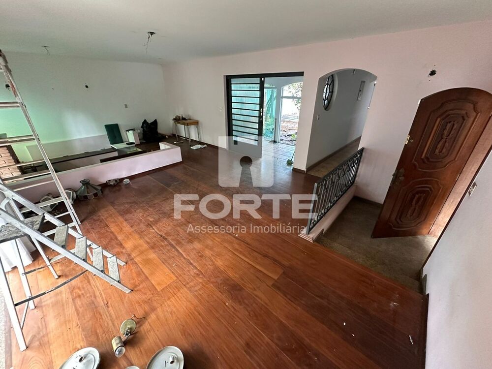 Casa, 3 quartos, 259 m² - Foto 2