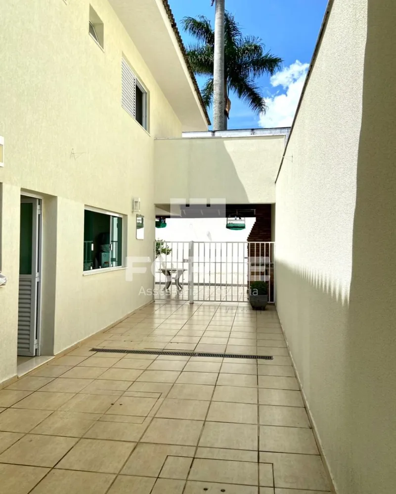 Casa, 4 quartos, 348 m² - Foto 3
