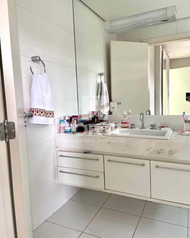 Casa, 4 quartos, 348 m² - Foto 2