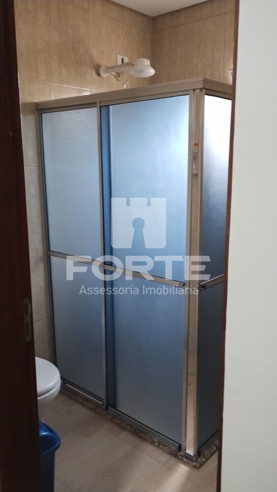 Casa, 3 quartos, 206 m² - Foto 4