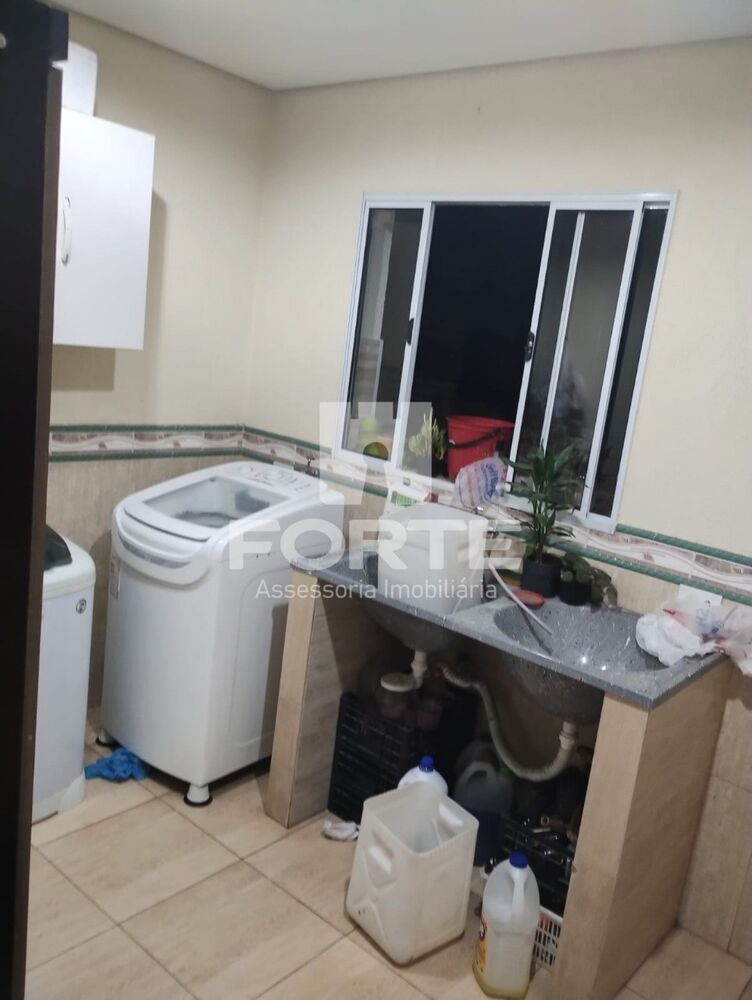 Casa, 3 quartos, 206 m² - Foto 6