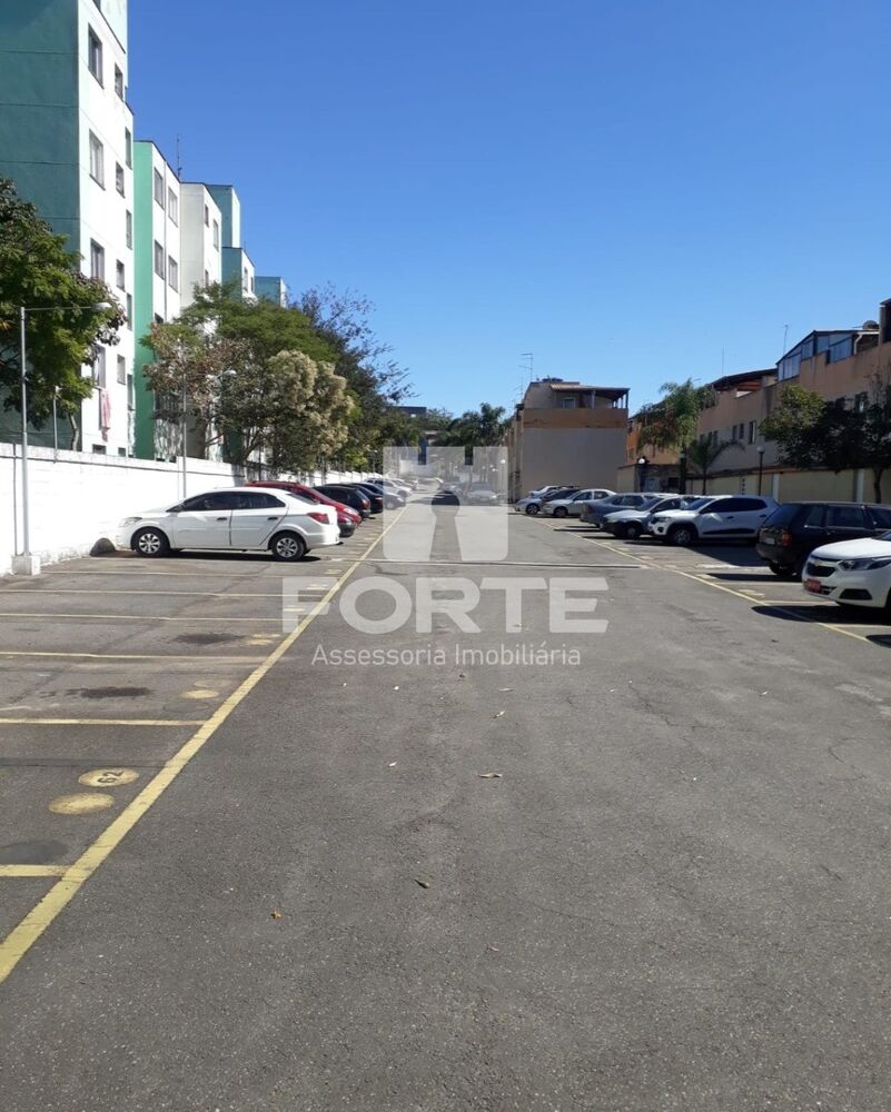 Apartamento à venda com 2 quartos, 44m² - Foto 2