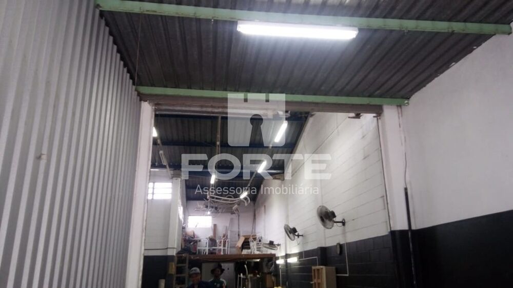 Loja-Salão, 270 m² - Foto 1