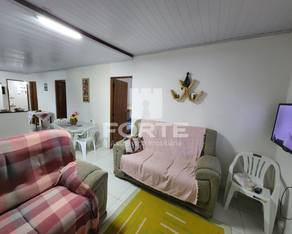 Chácara à venda com 3 quartos, 13000m² - Foto 2
