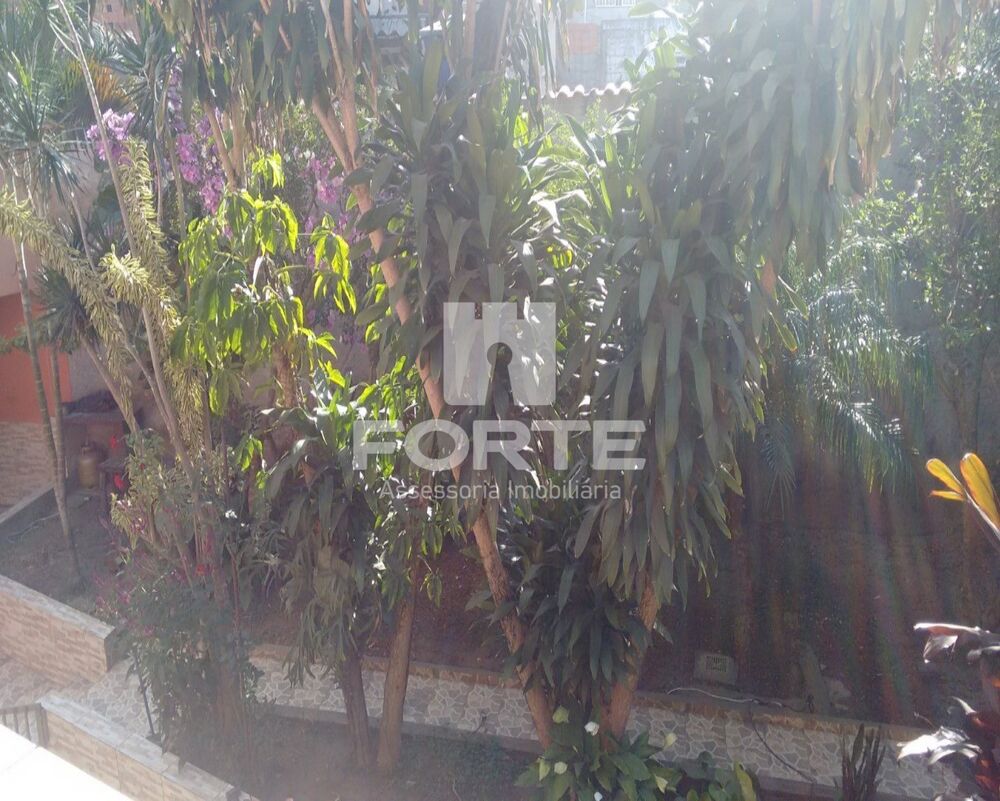 Casa, 4 quartos, 380 m² - Foto 2