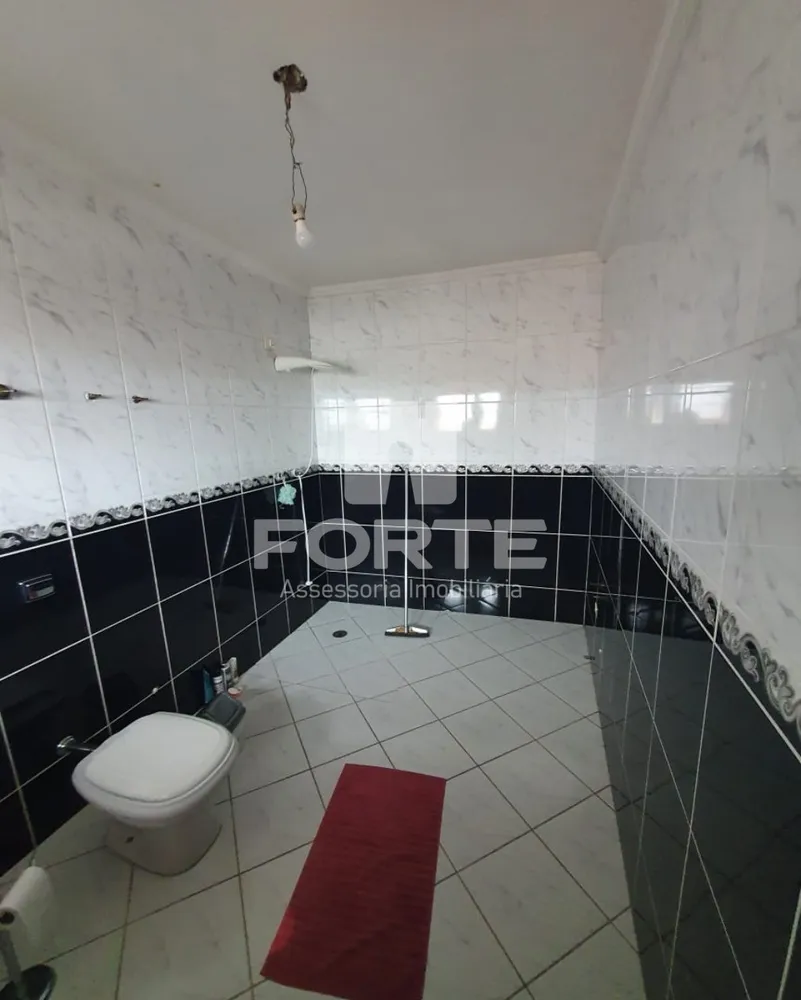Casa, 3 quartos, 242 m² - Foto 4