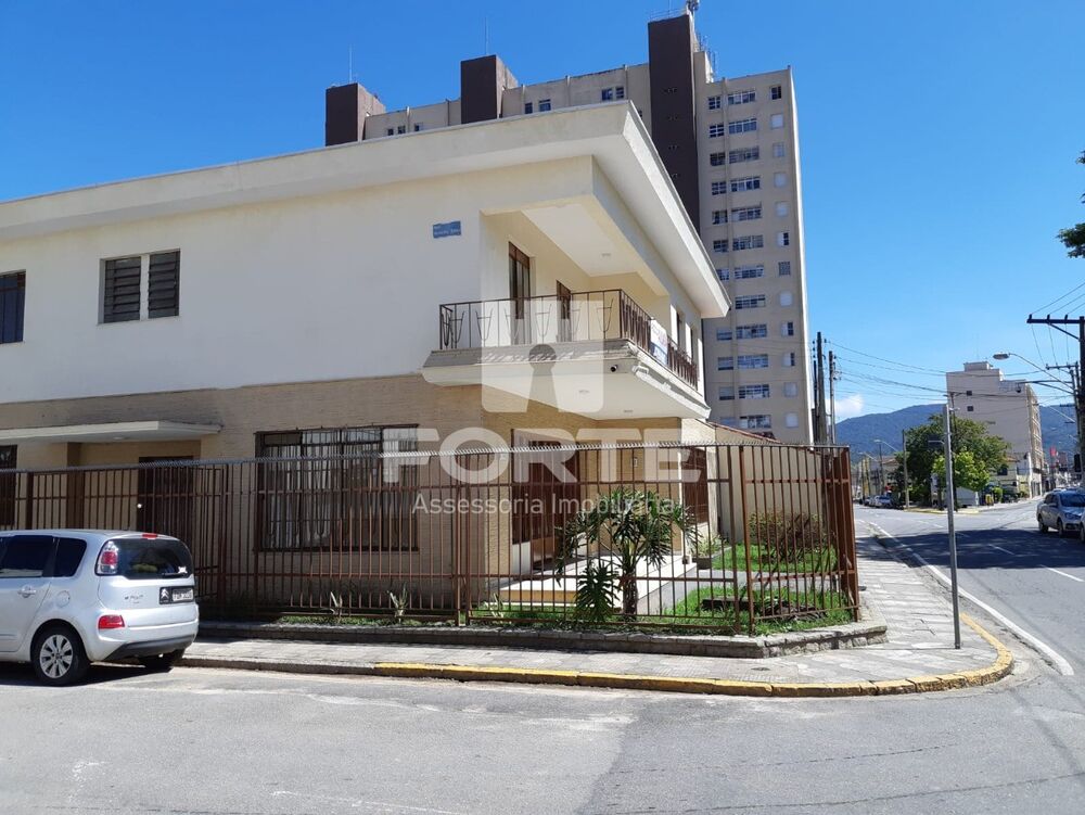 Casa, 10 quartos, 424 m² - Foto 2