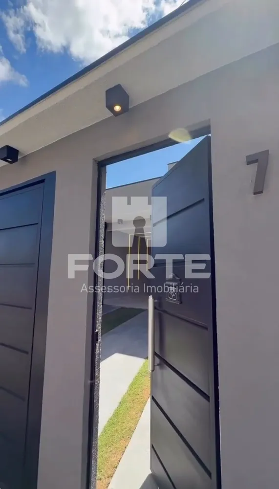 Casa, 3 quartos, 204 m² - Foto 1