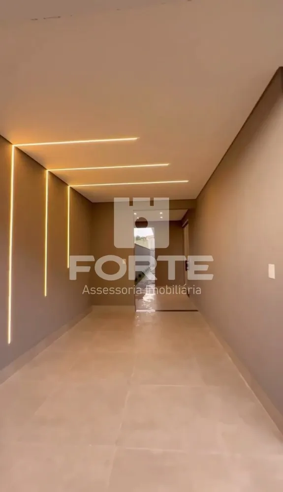 Casa, 3 quartos, 204 m² - Foto 2