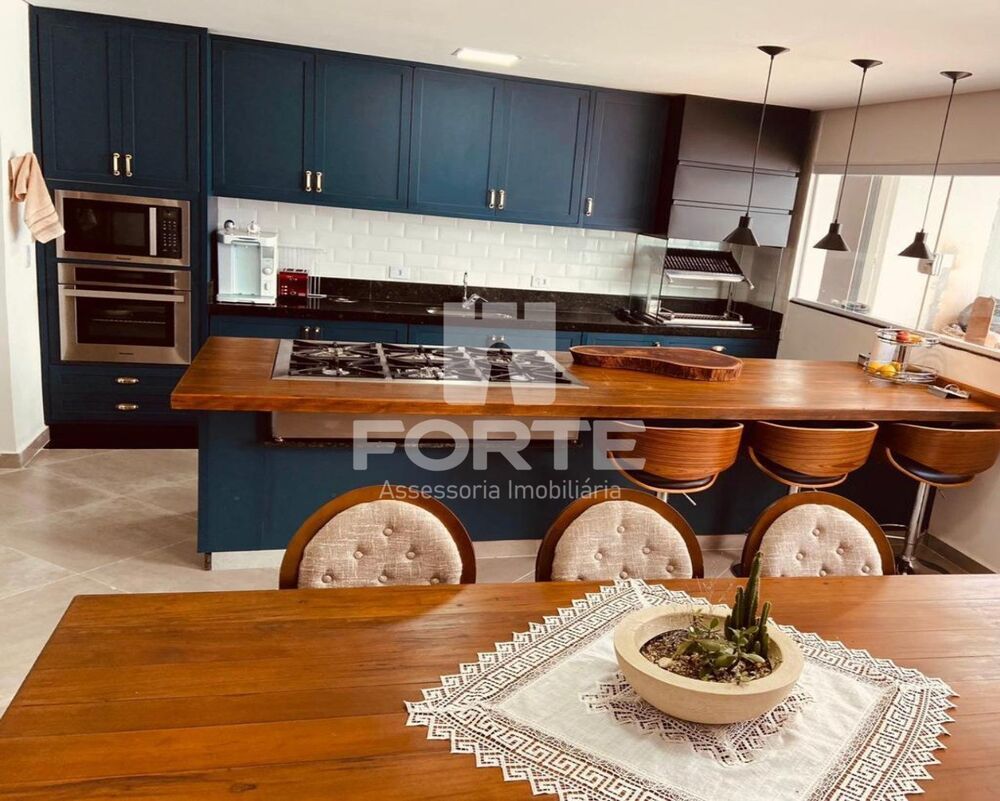 Casa à venda com 4 quartos, 210m² - Foto 10