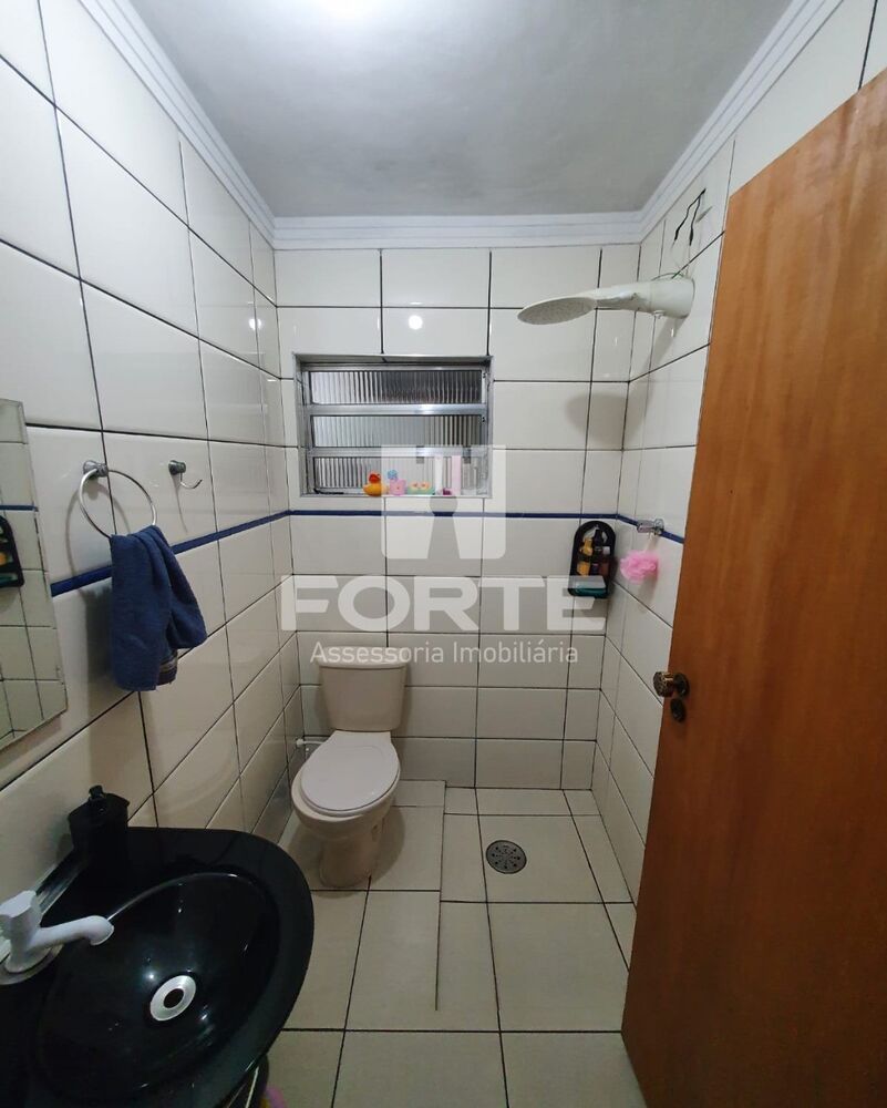 Casa, 3 quartos, 156 m² - Foto 1