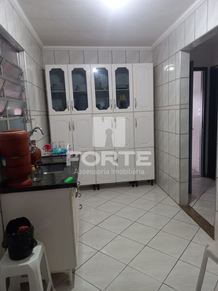 Casa, 3 quartos, 215 m² - Foto 13