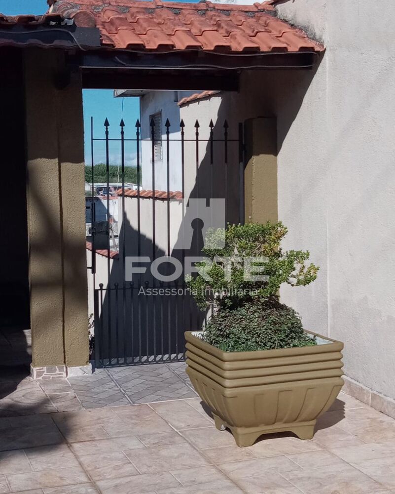 Casa à venda com 2 quartos, 256m² - Foto 15