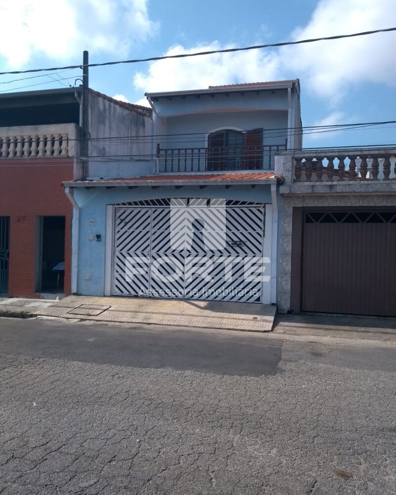 Casa, 3 quartos, 173 m² - Foto 1
