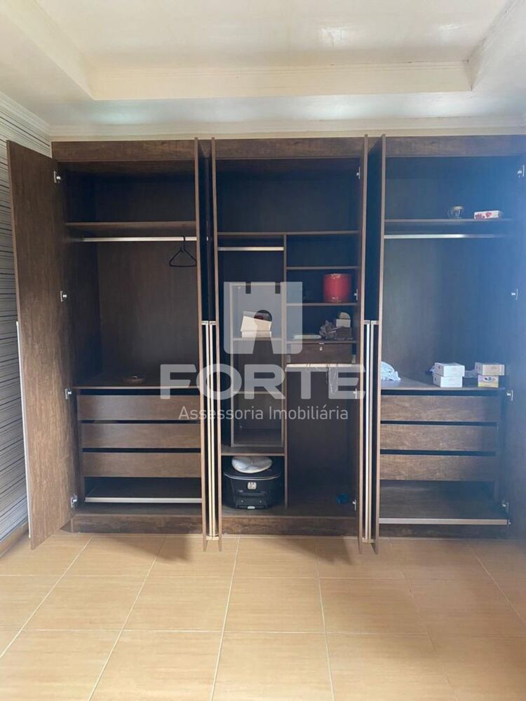 Casa, 3 quartos, 252 m² - Foto 7