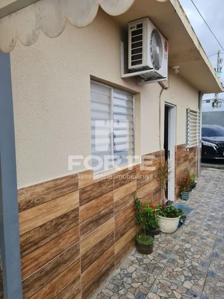 Casa, 2 quartos, 49 m² - Foto 1