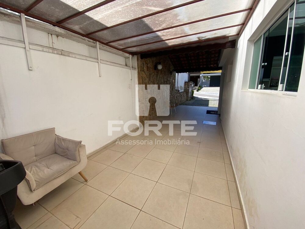 Casa, 3 quartos, 250 m² - Foto 4
