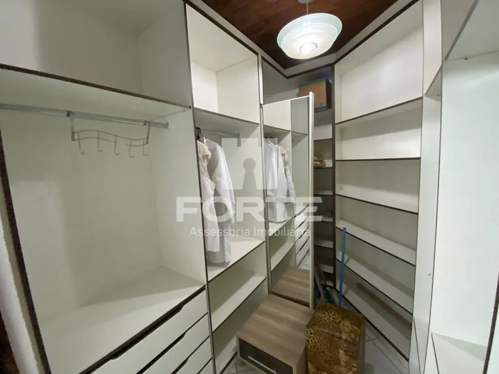 Casa, 3 quartos, 250 m² - Foto 14