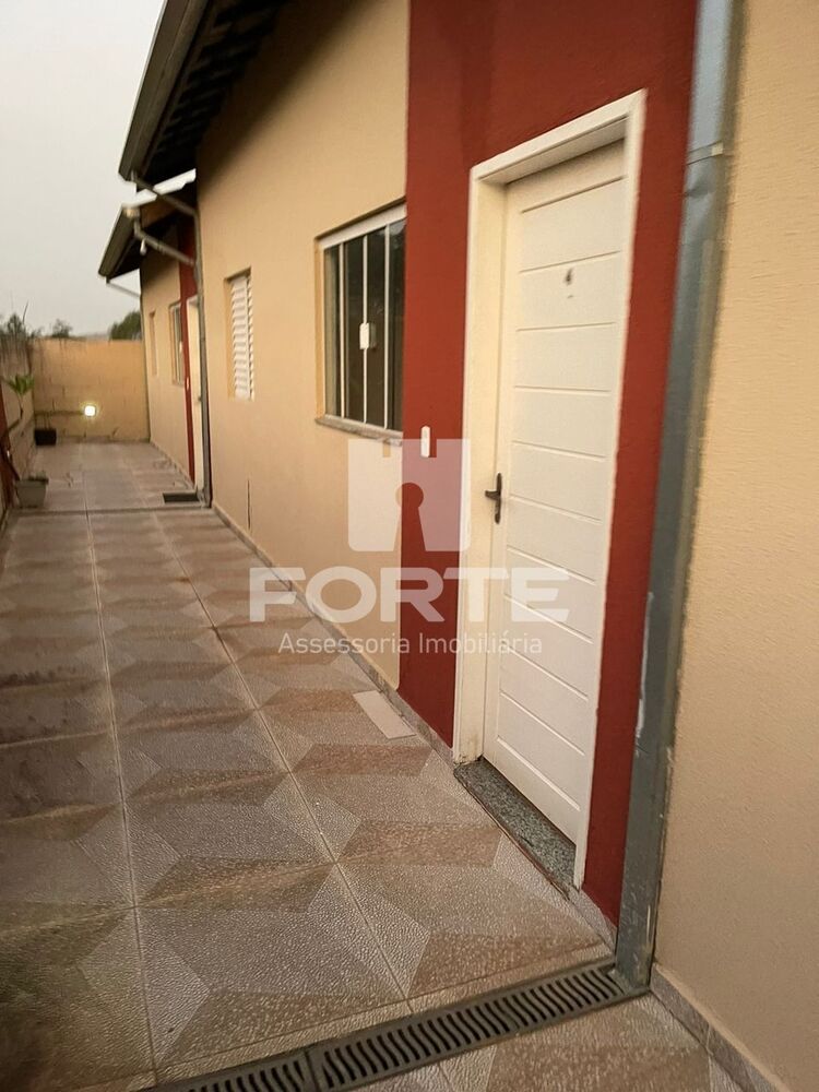 Casa, 2 quartos, 60 m² - Foto 1