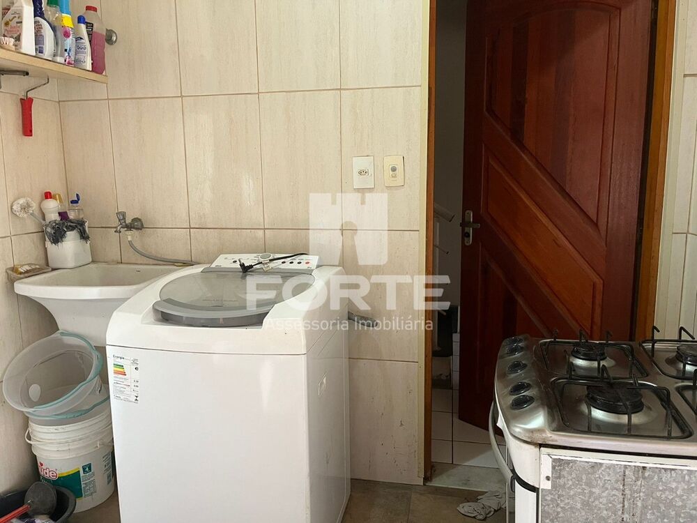 Casa, 3 quartos, 186 m² - Foto 2