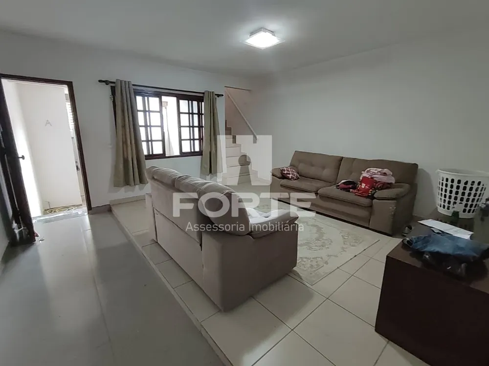 Casa, 3 quartos, 179 m² - Foto 1