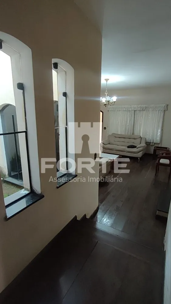 Casa, 3 quartos, 300 m² - Foto 2